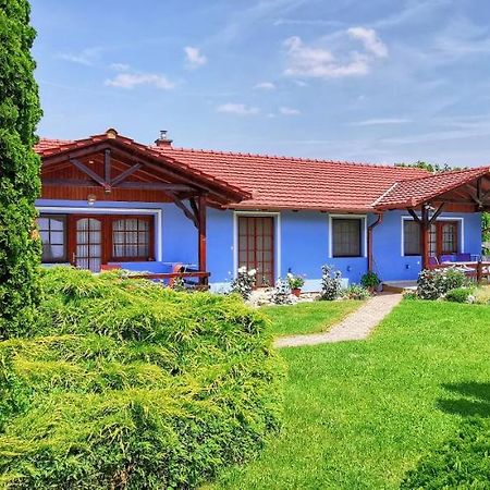 Magyar Apartmanhazak I-Iii. Залакарос Екстериор снимка