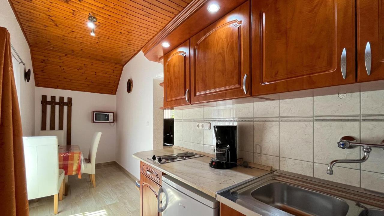 Magyar Apartmanhazak I-Iii. Залакарос Екстериор снимка