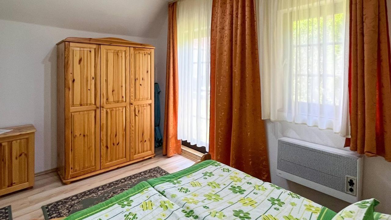 Magyar Apartmanhazak I-Iii. Залакарос Екстериор снимка