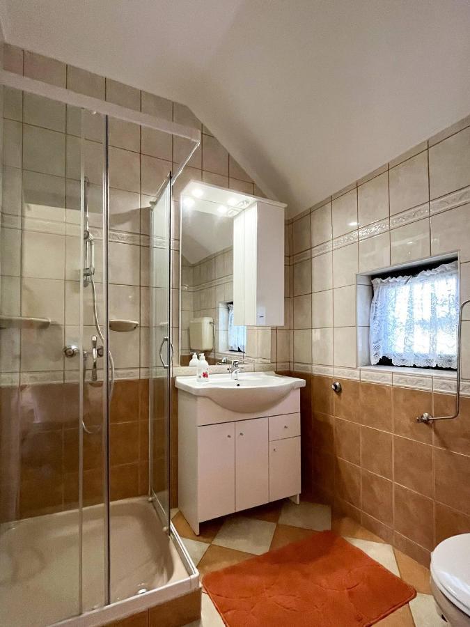 Magyar Apartmanhazak I-Iii. Залакарос Екстериор снимка