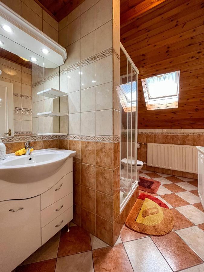 Magyar Apartmanhazak I-Iii. Залакарос Екстериор снимка