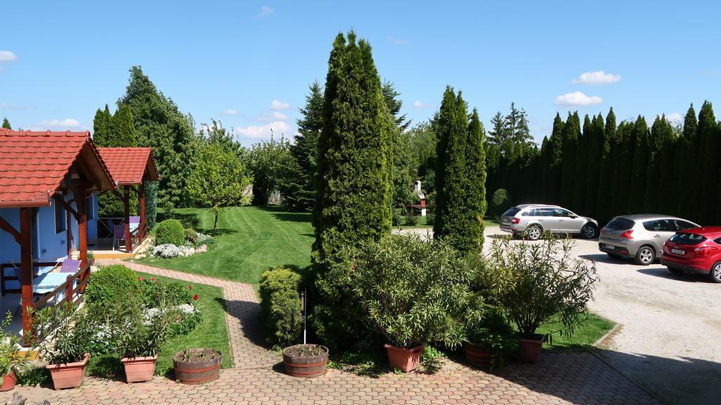 Magyar Apartmanhazak I-Iii. Залакарос Екстериор снимка