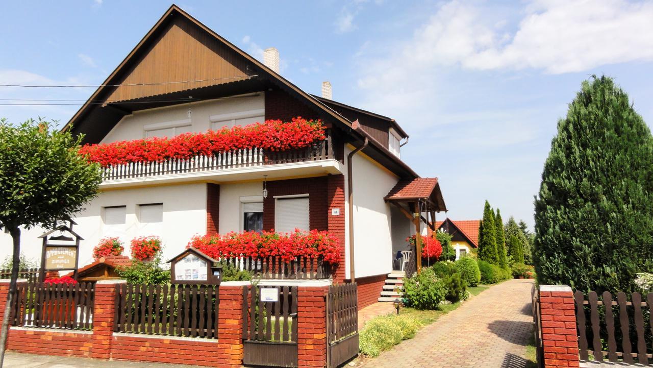 Magyar Apartmanhazak I-Iii. Залакарос Екстериор снимка